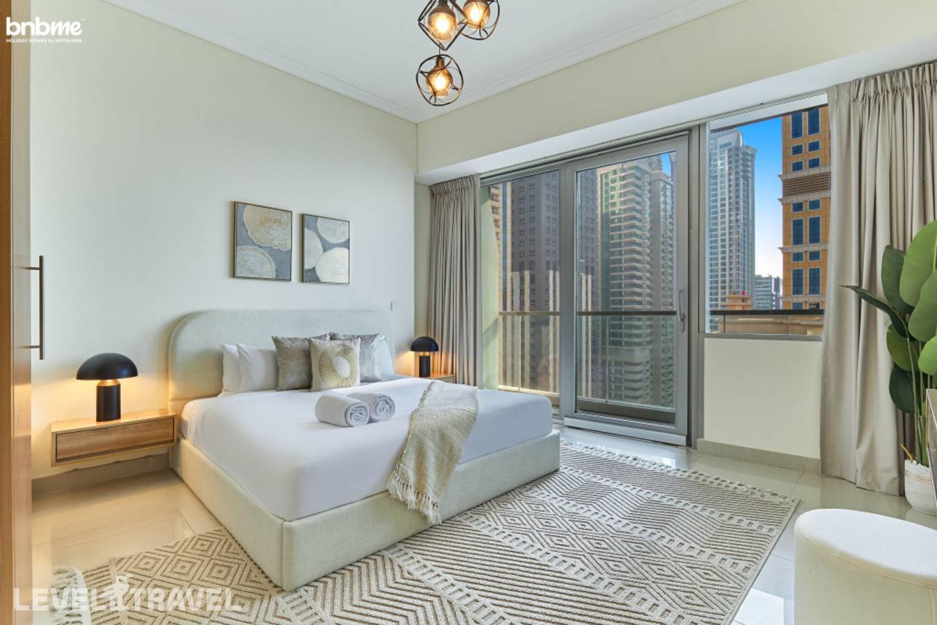 фотографии отеля Bnbmehomes 54th Floor 5407 в ОАЭ(Дубай Марина) - фото №15