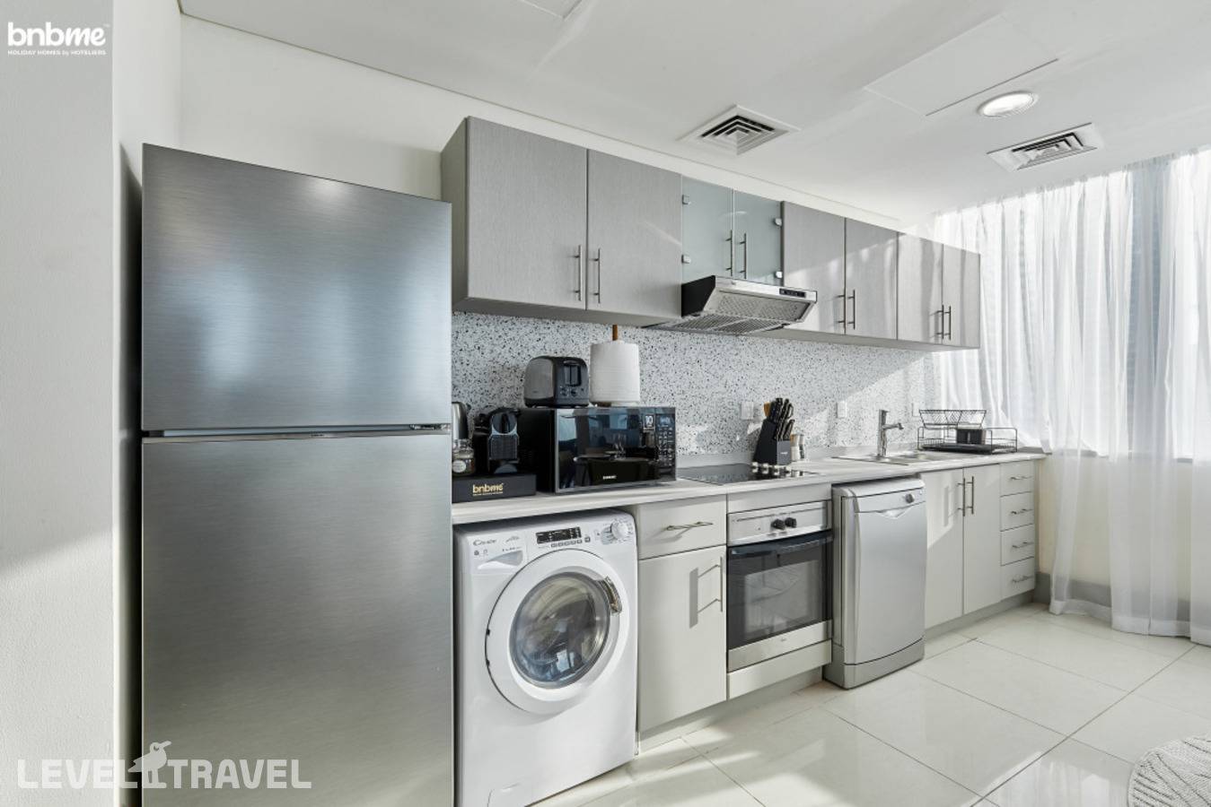 фотографии отеля Bnbmehomes 54th Floor 5407 в ОАЭ(Дубай Марина) - фото №22