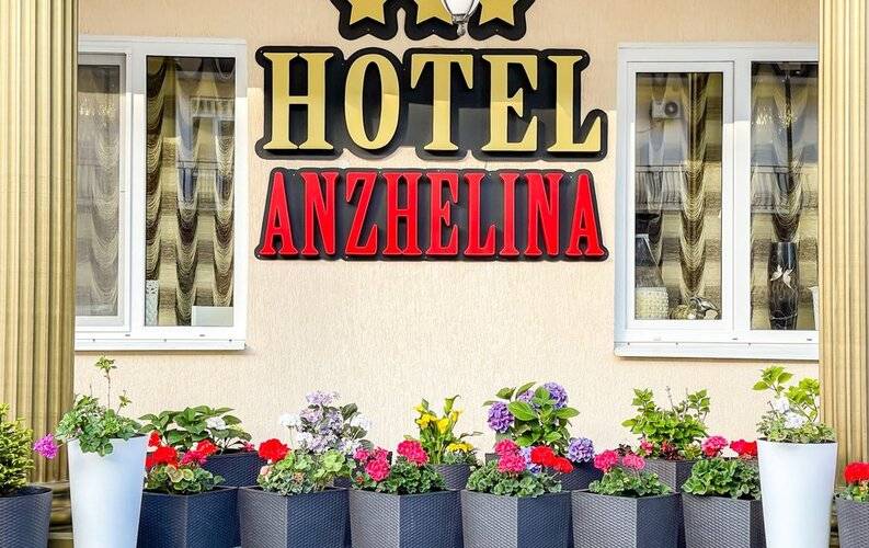 Anzhelina Family Hotel
