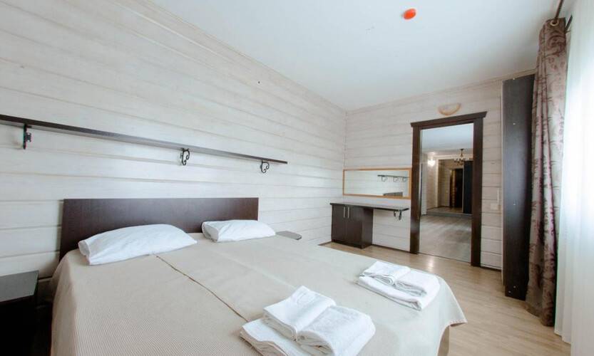 Griffon Hotel