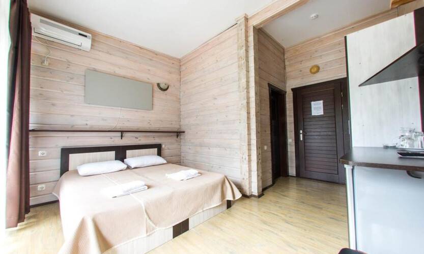 Griffon Hotel