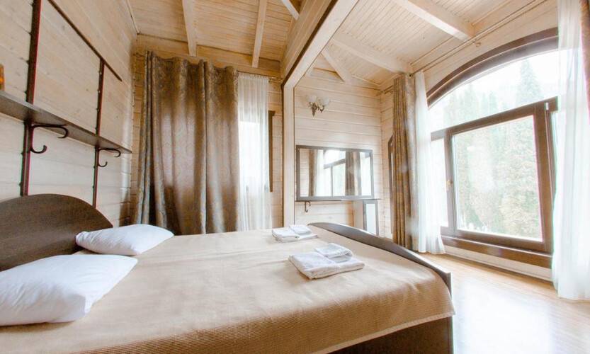 Griffon Hotel