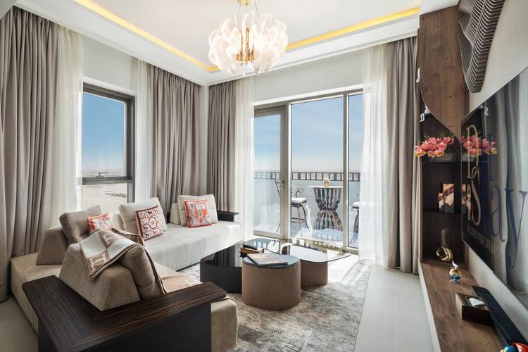 Luxury Stay In Dubai Creek Harbour