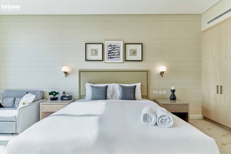 Lux Studio Retreat In Palm Jumeirah-2016