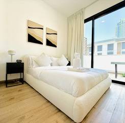 $item['hotel']['name']