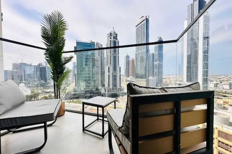 Luxury 1 Bedroom Apartment At Burj Crown
