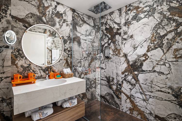 Harbour Retreat Stunning Community Views