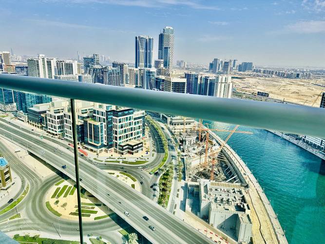 Vserve Stylish Specious 1 Br With Canal View