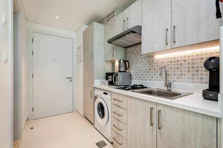 Modern Studio On Palm Jumeirah