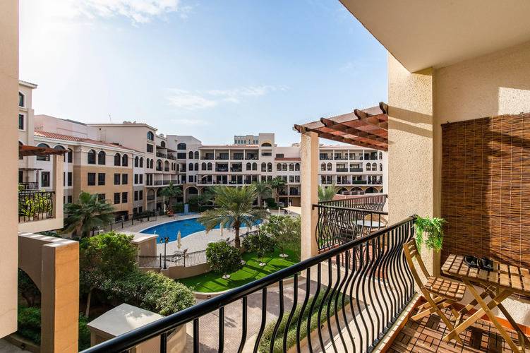 Bright 1bdr At Fortunato