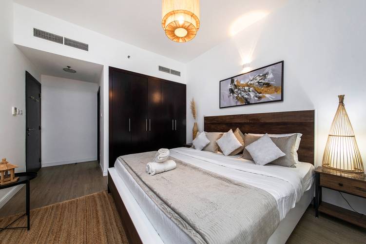 Bright 1bdr At Fortunato