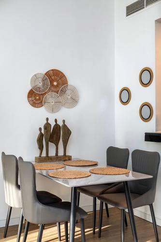 Bright 1bdr At Fortunato