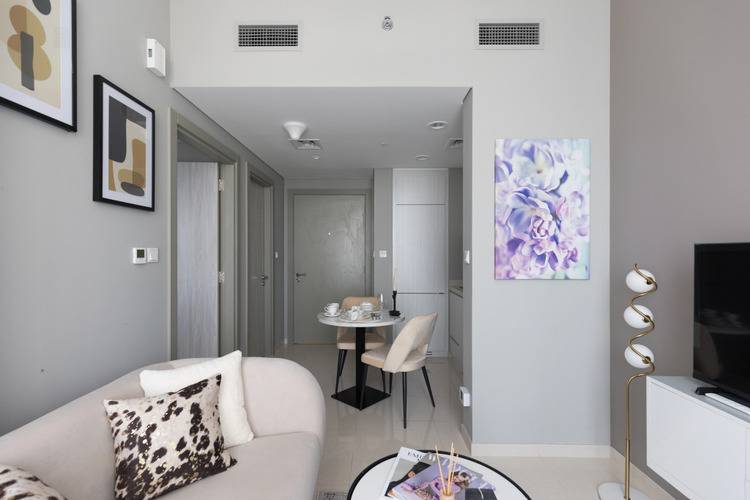 Modern 1br In Business Bay