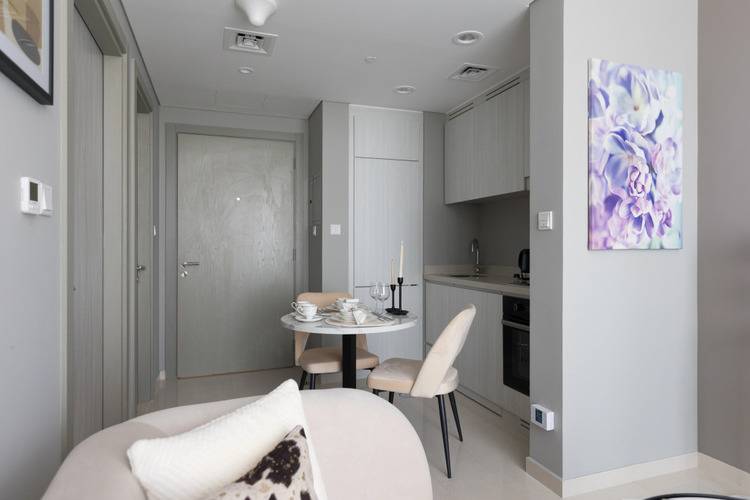 Modern 1br In Business Bay
