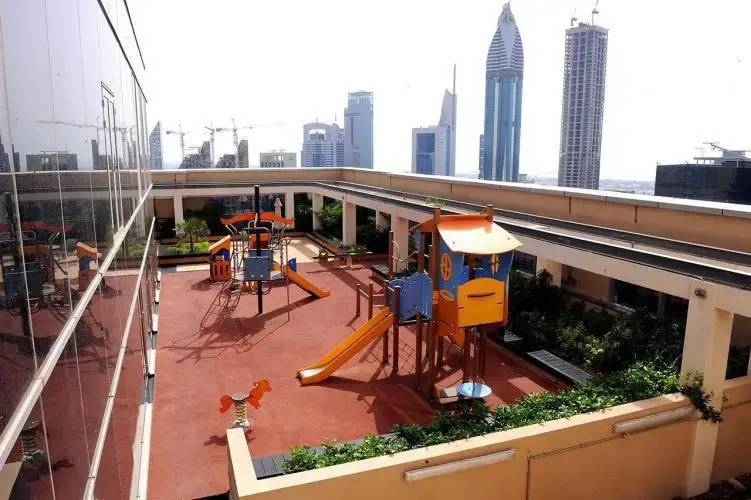 Sky Gardens Difc By Happy Season