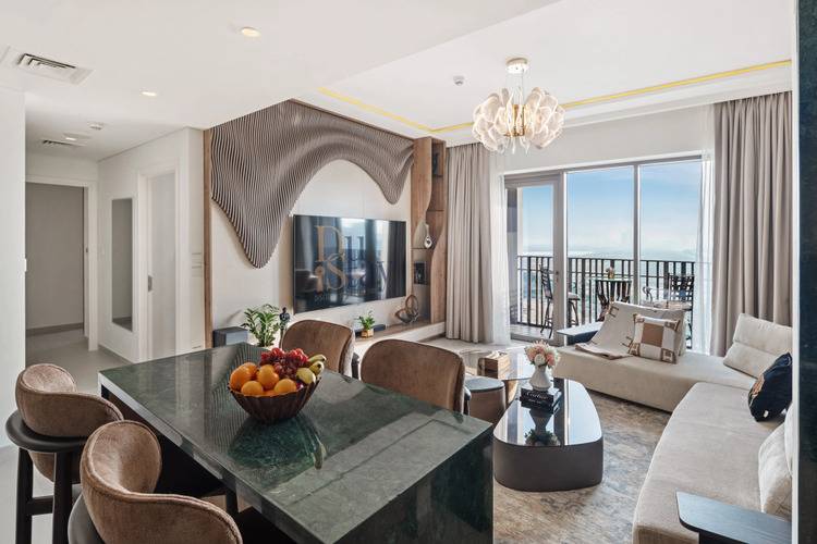 Luxury With Breathtaking View To The City Of Dubai Skyline