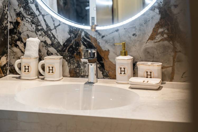 Luxury With Breathtaking View To The City Of Dubai Skyline