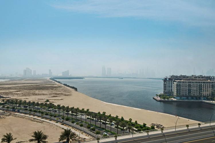 Elegant And Modern Apartment In Dubai Creek Harbour