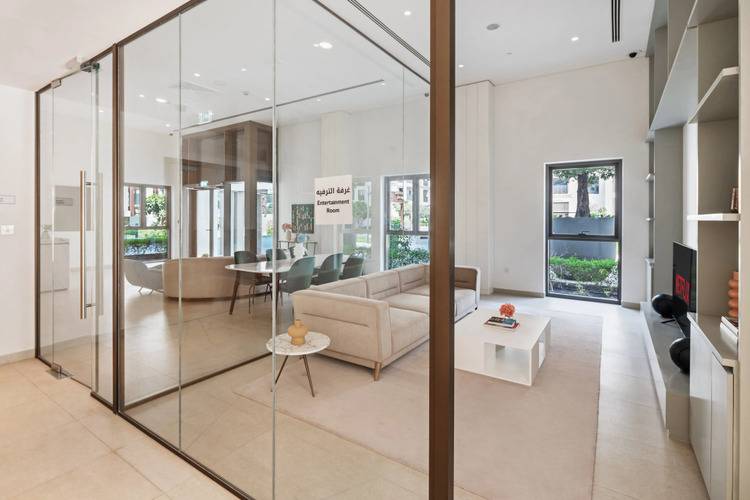 Elegant And Modern Apartment In Dubai Creek Harbour