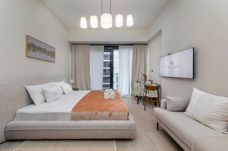 Lovely Studios At Azizi Riviera