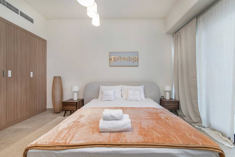 Lovely Studios At Azizi Riviera