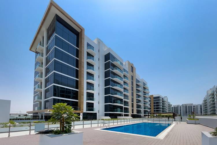 Lovely Studios At Azizi Riviera