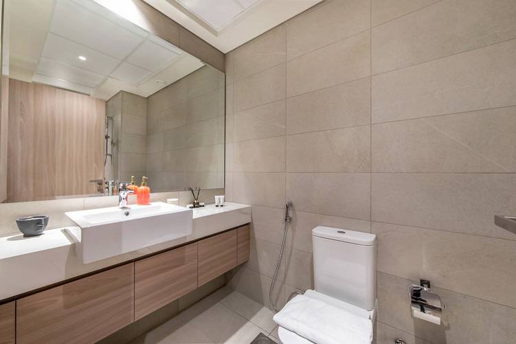 Lovely Studios At Azizi Riviera
