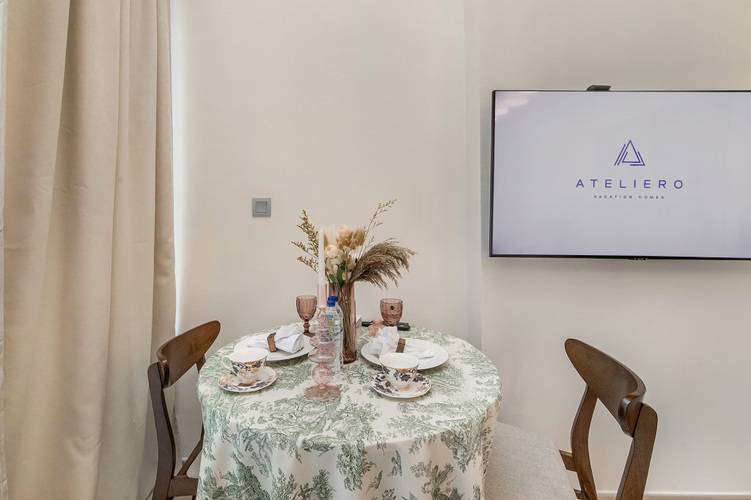 Lovely Studios At Azizi Riviera