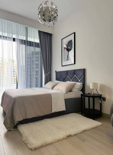 Urban Grey Escape