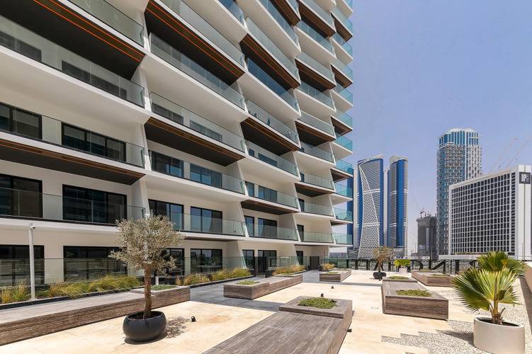 Cozy 1bdr Binghatti Canal Business Bay