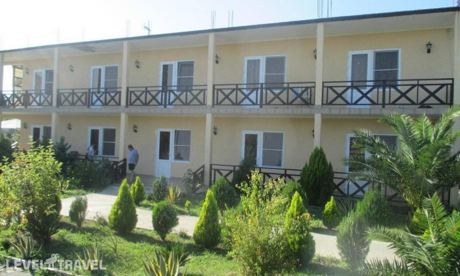 Отель Guest House У Дедушки Самвела — Алахадзы, Абхазия