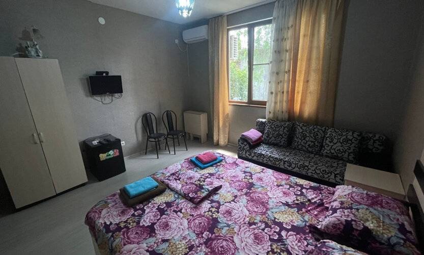 Gostevoy Dom Aduney Living Quarters