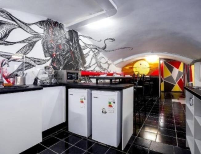 Wars Hostel