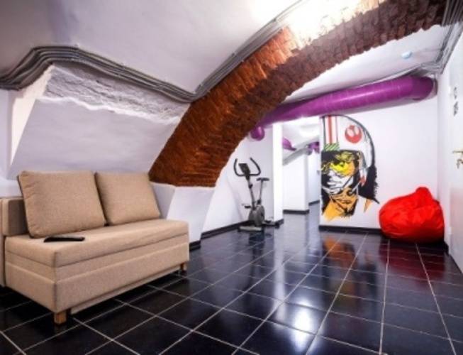 Wars Hostel