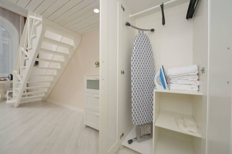 Leohotels На Суворовском, 26