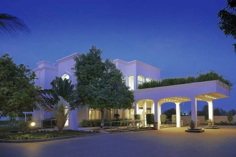 Al Nahda Resort & Spa