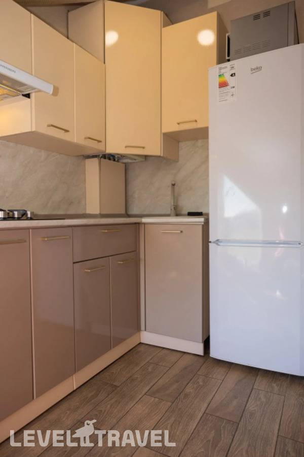 фотографии отеля Однокомнатная Квартира 37 М2 Крымская 19к5 в Россия(Геленджик) - фото №2