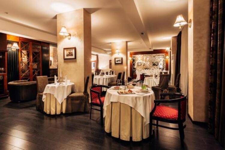 Azimut Park Hotel & Spa Repino