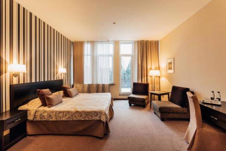 Azimut Park Hotel & Spa Repino