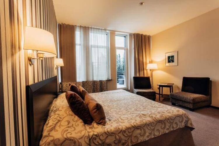 Azimut Park Hotel & Spa Repino