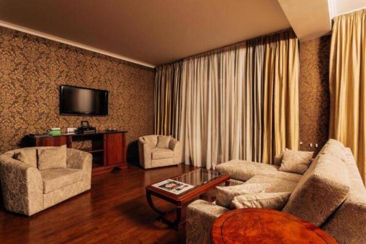 Azimut Park Hotel & Spa Repino