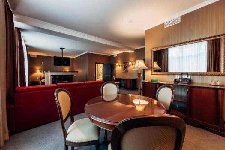 Azimut Park Hotel & Spa Repino