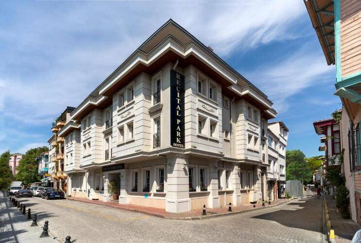 Recital Park Hotel