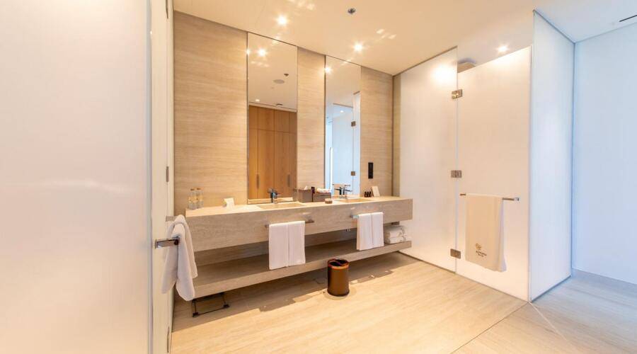 Ajman Hotel Luxury Villas