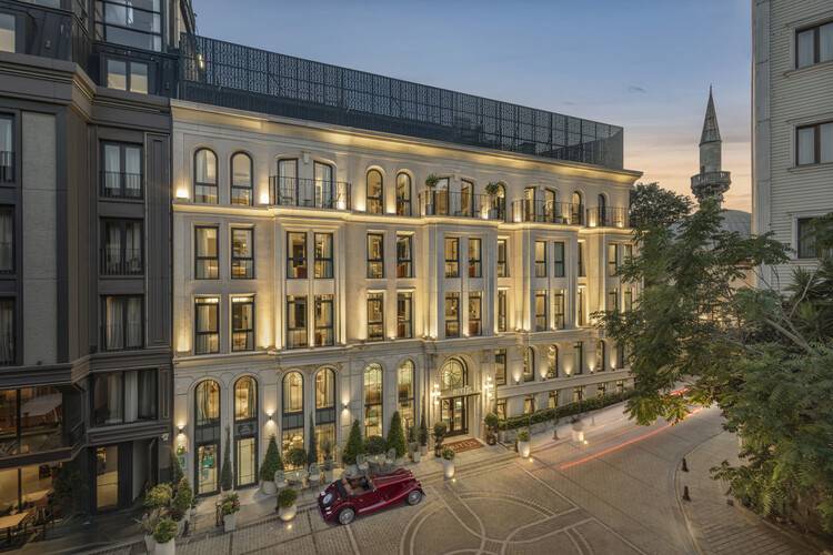 The Ritus Istanbul Sultanahmet Tapestry Collection By Hilton