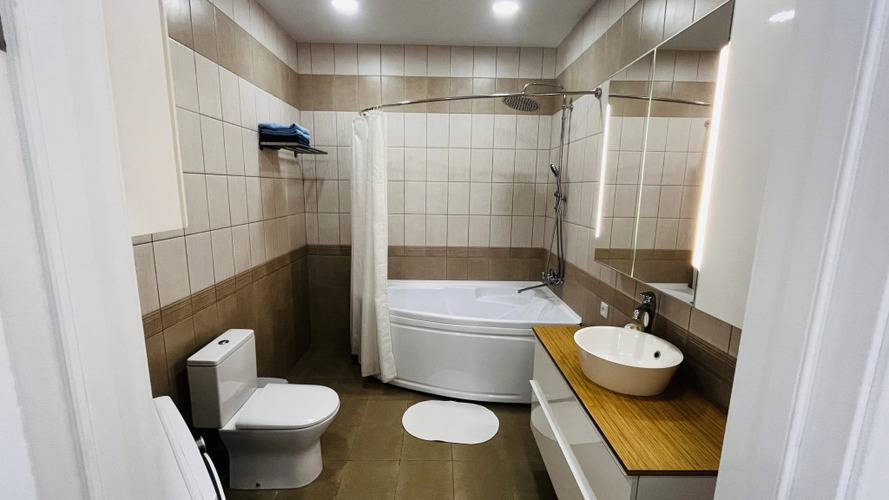 Квартира Новая Уютная Светлая В Центре Бухты