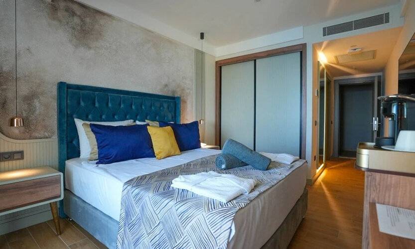 Ada Port Hotel
