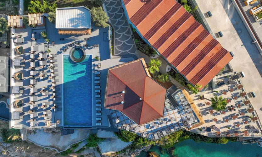 Ada Port Hotel