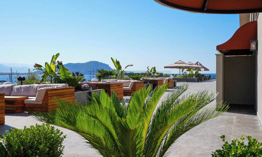 Ada Port Hotel