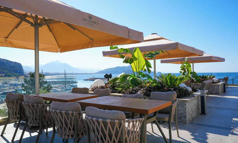 Ada Port Hotel